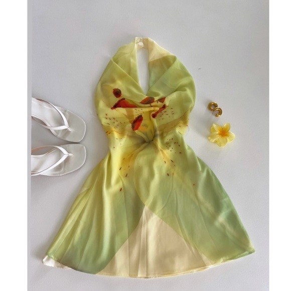 Peppermayo Dresses & Skirts - Peppermayo halter mini dress